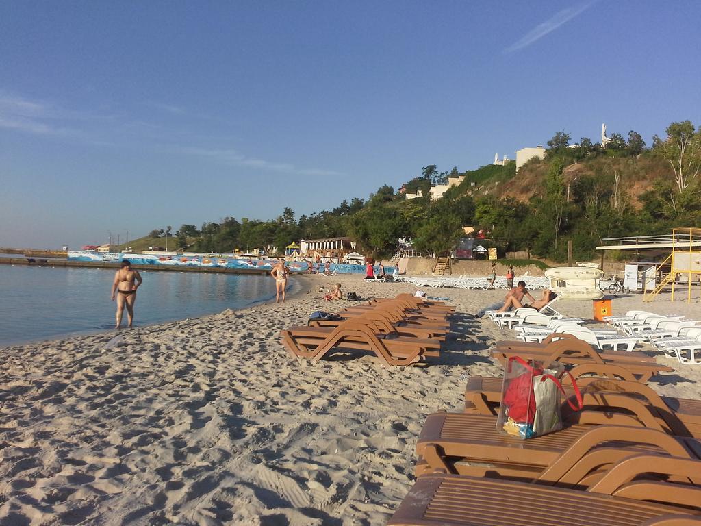 Ferienwohnung Dvorik Na Bolshom Fontane Odessa Exterior foto